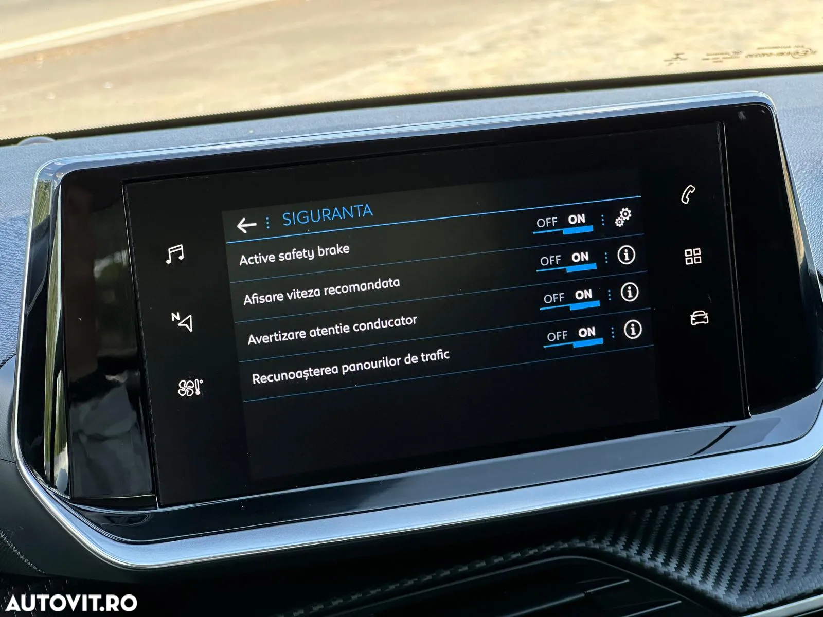 Peugeot 208 PureTech 100 Style - 24