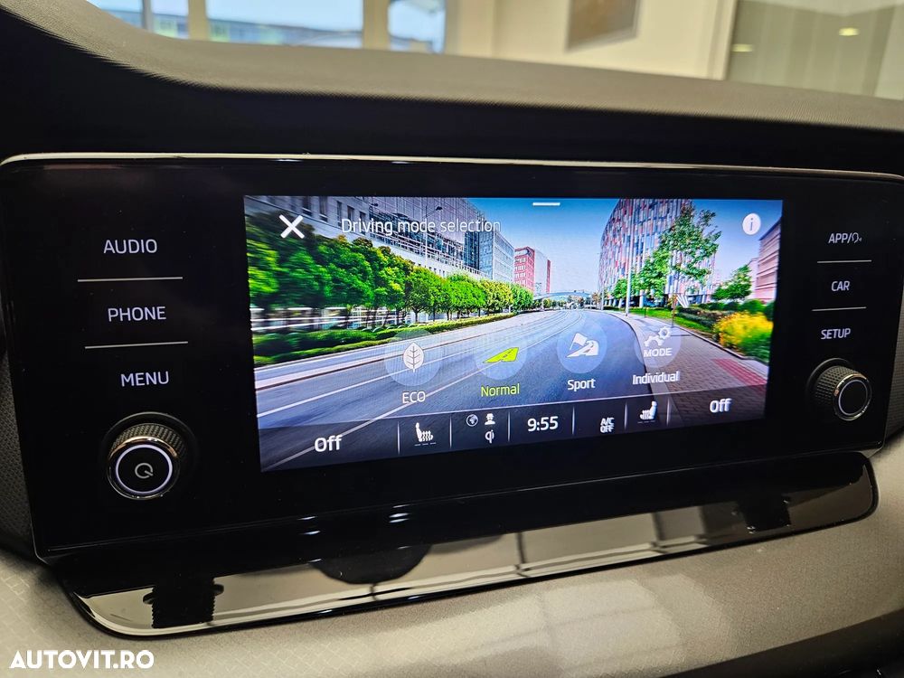 Skoda Octavia 2.0 TDI DSG Ambition - 28