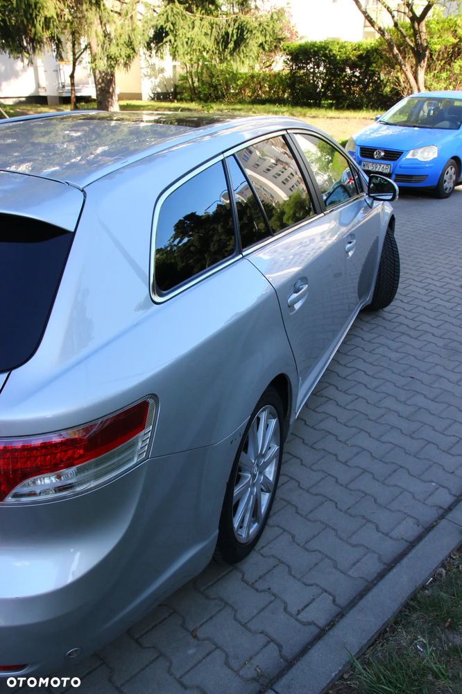 Toyota Avensis 2.0 Prestige NAVI - 13