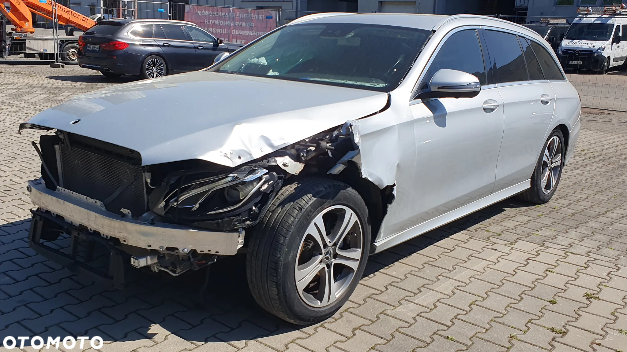 Mercedes-Benz Klasa E 220 d AMG/Avantgarde - 28