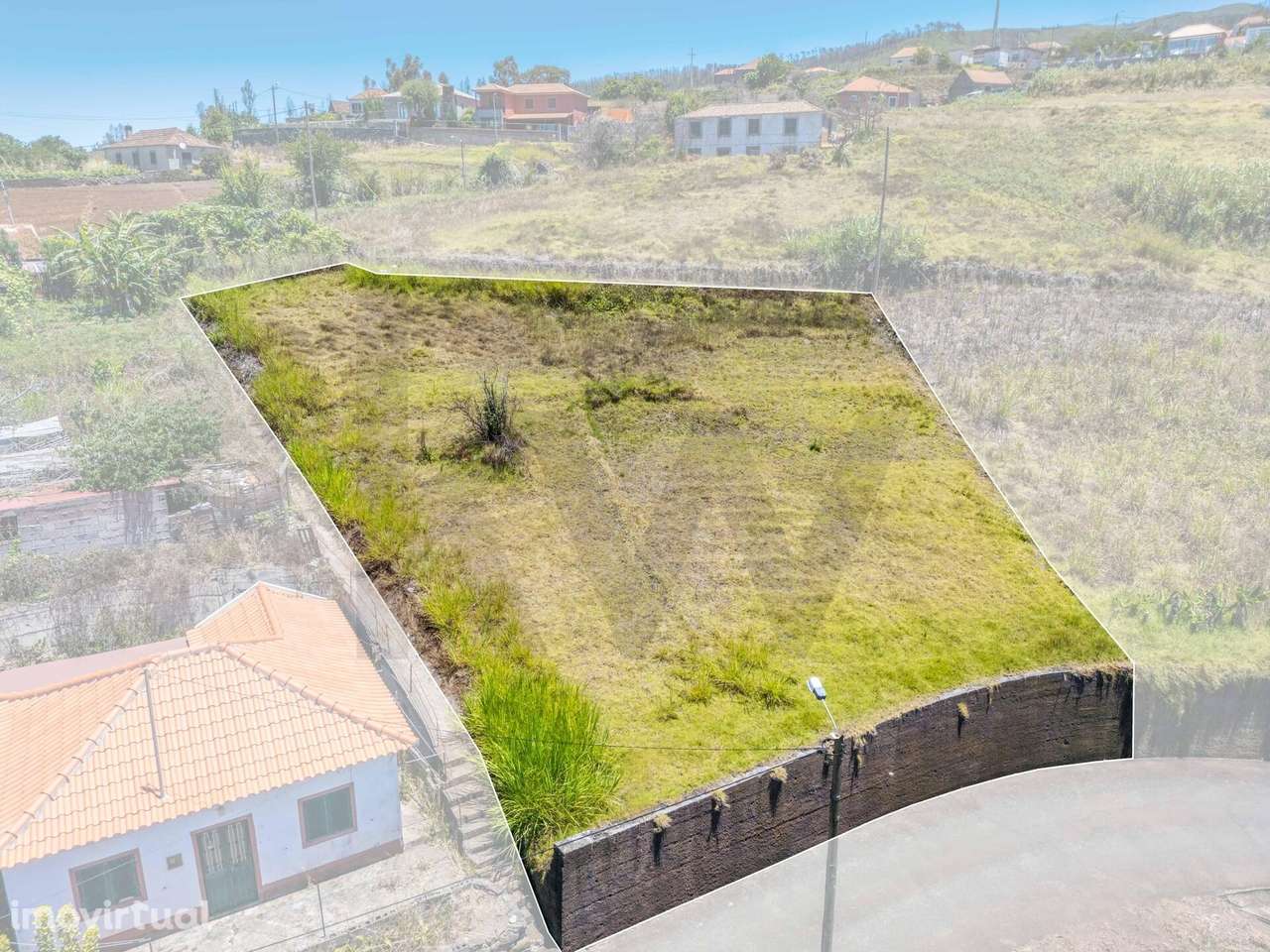 Terreno de 834m2 com elevado potencial de valorização na Ponta do Parg - Grande imagem: 3/22