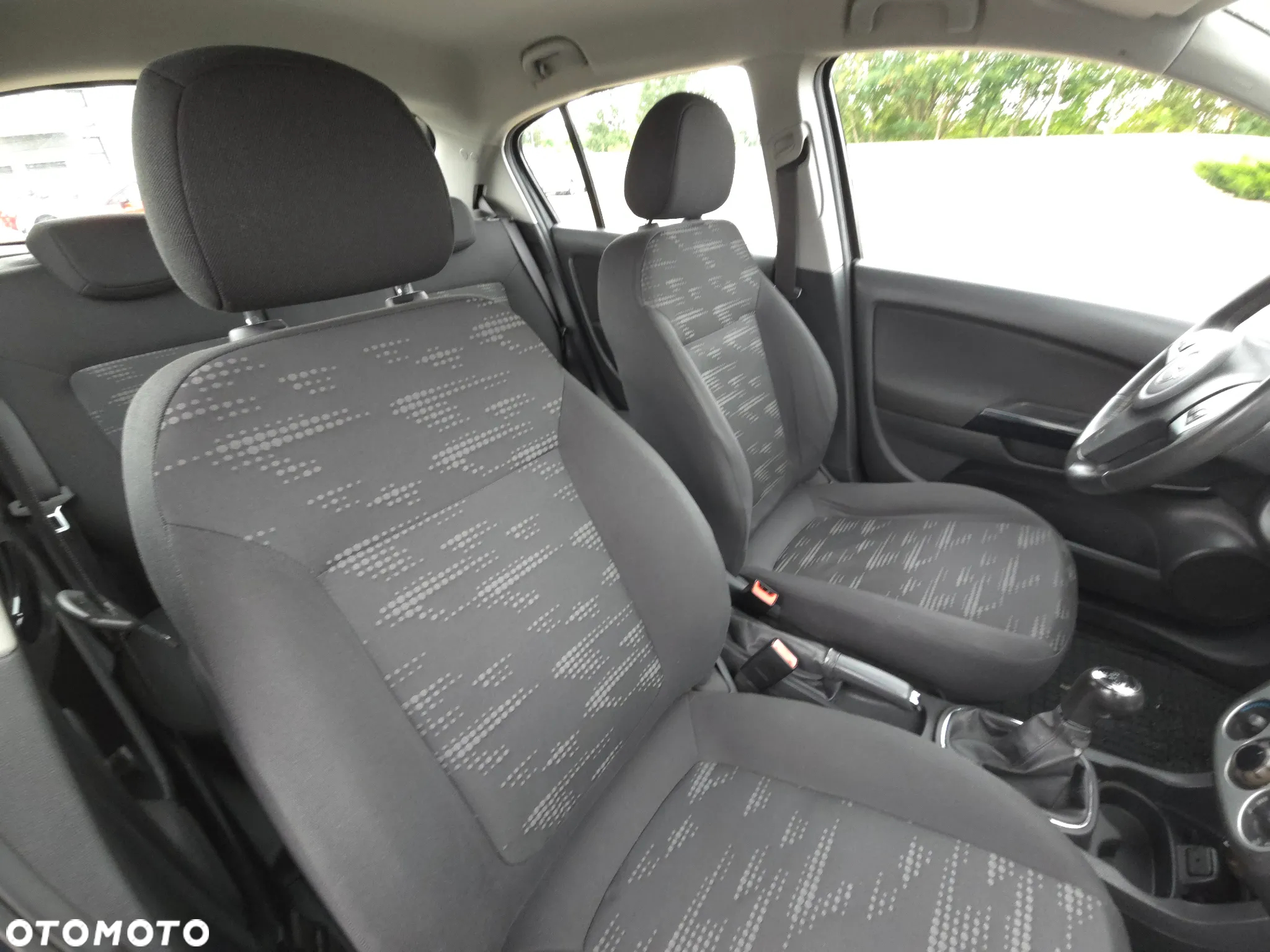 Opel Corsa 1.2 16V Enjoy - 16