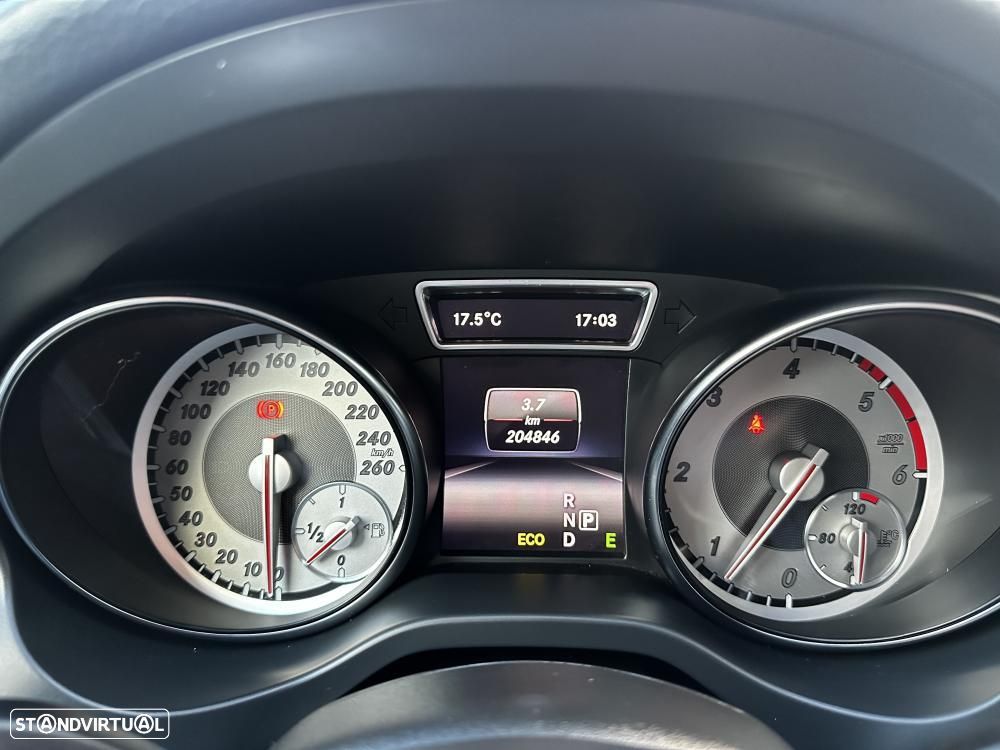 Mercedes-Benz GLA 220 CDI 7G-DCT AMG Line - 28