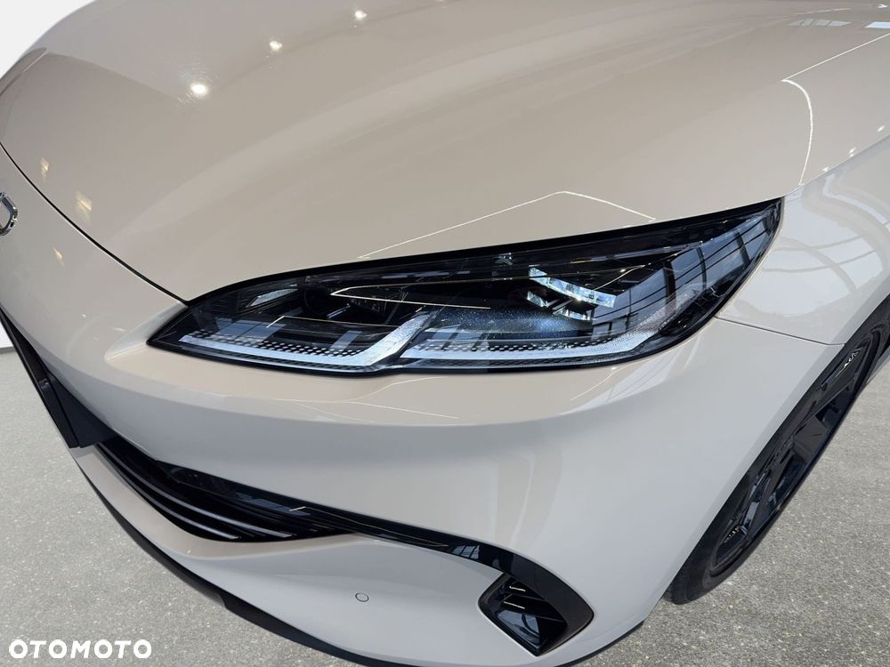 BYD Seal 6 - 10