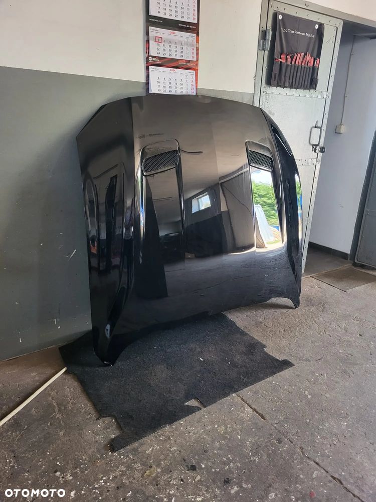 ford mustang 2019rok maska uszkodzona - 5