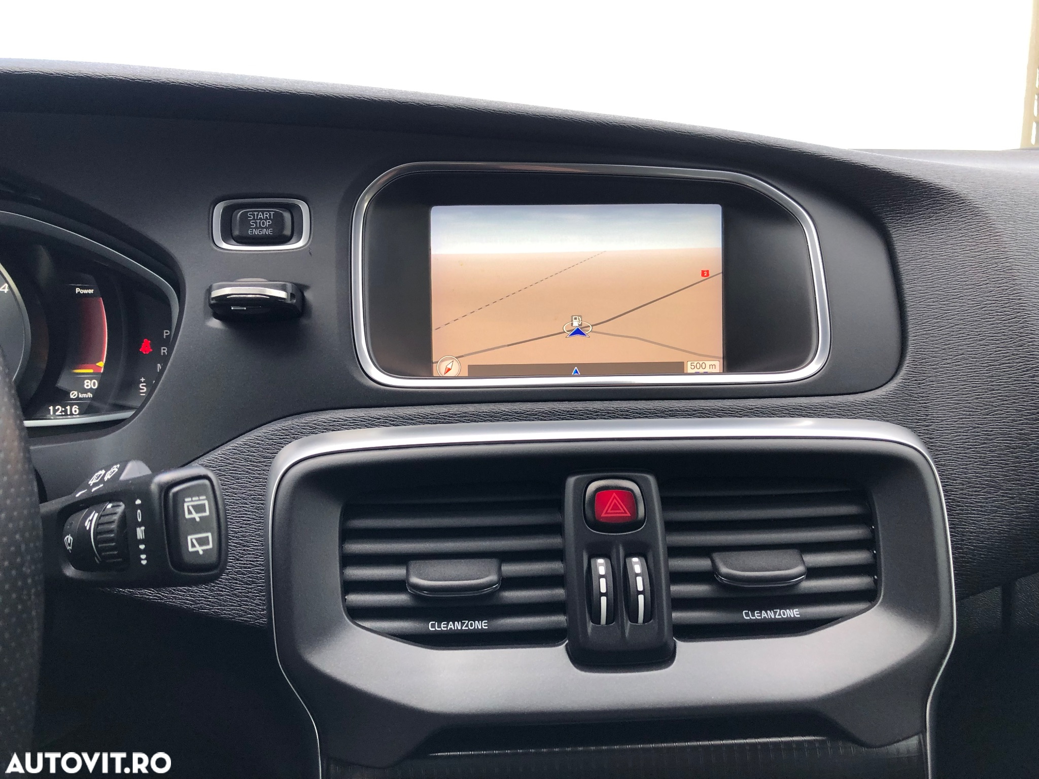 Volvo V40 D3 Geartronic RDesign - 10