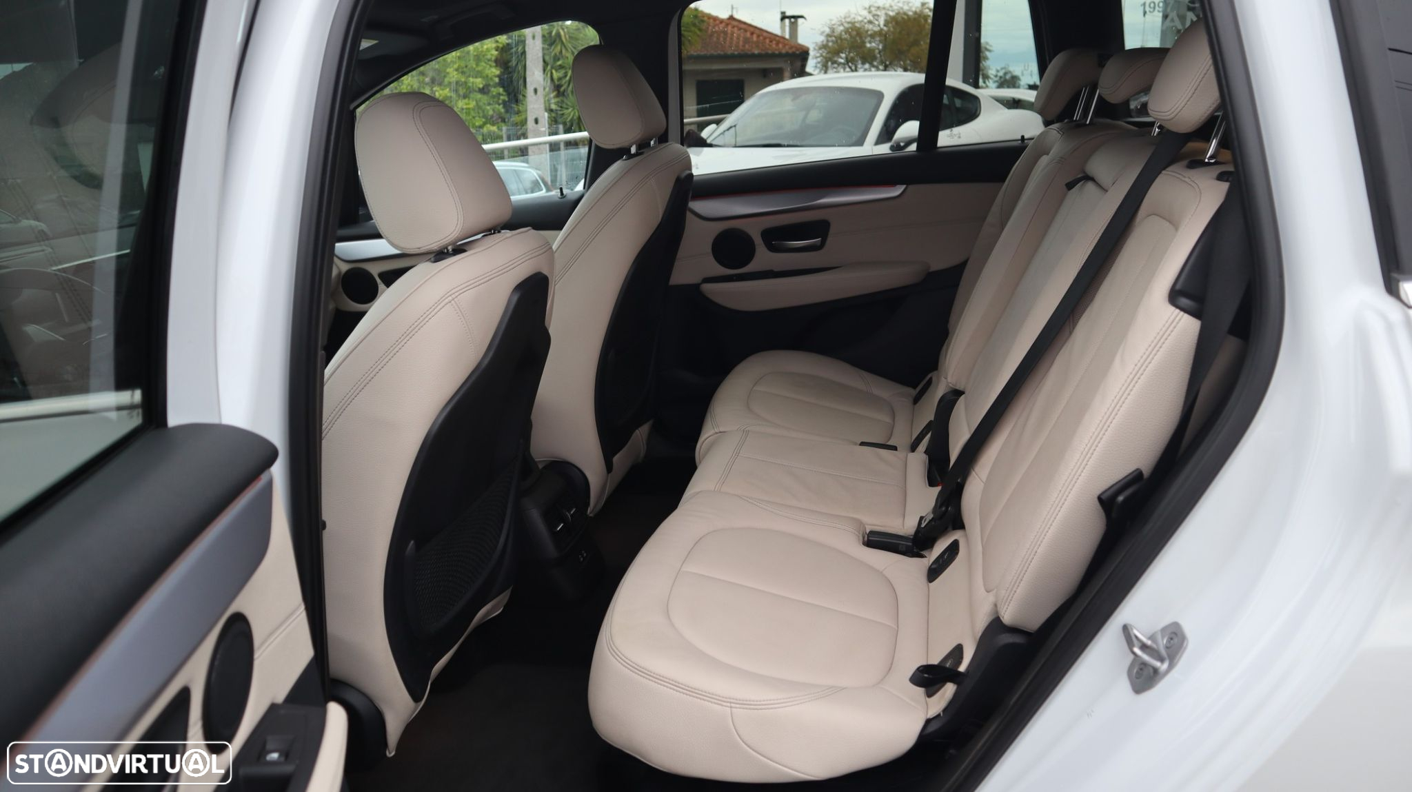 BMW 218 Gran Tourer d Pack M Auto - 24