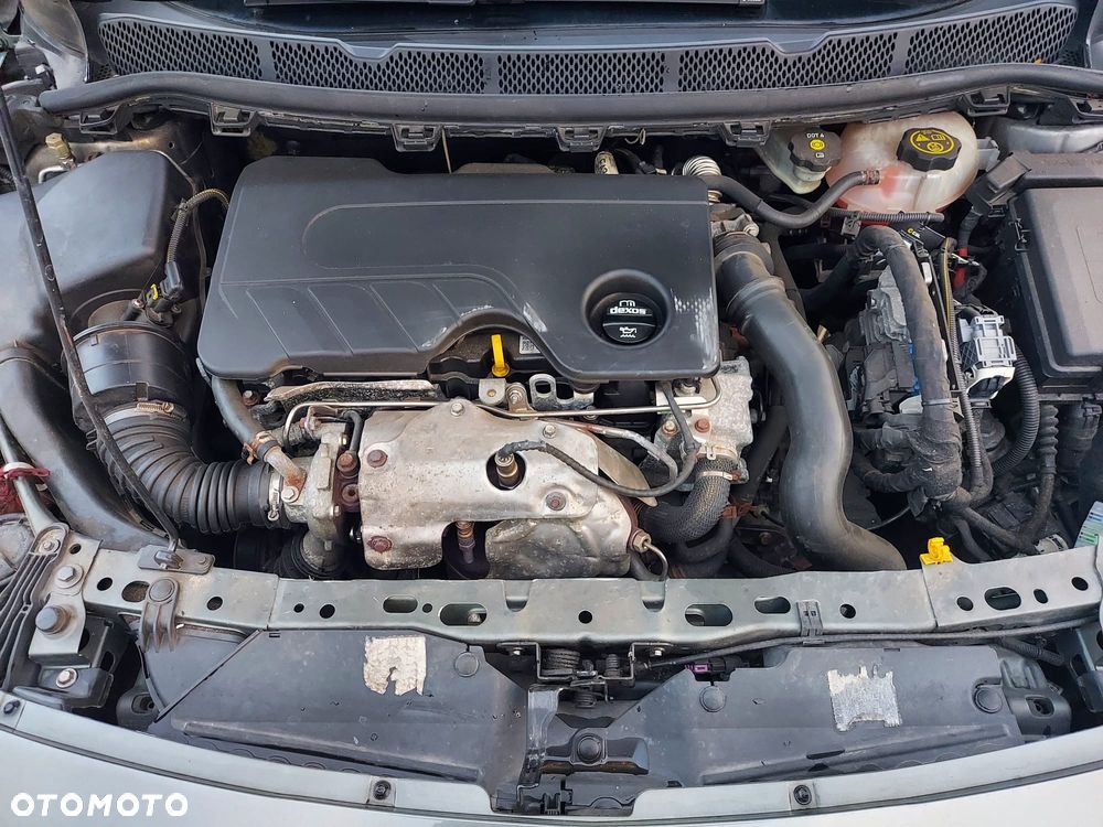Opel Astra 1.6 CDTI Cosmo - 14