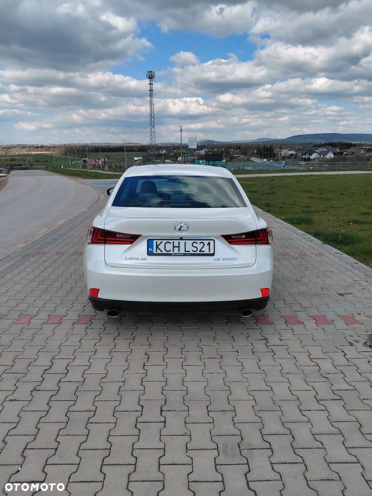 Lexus IS 200t Elegance - 12