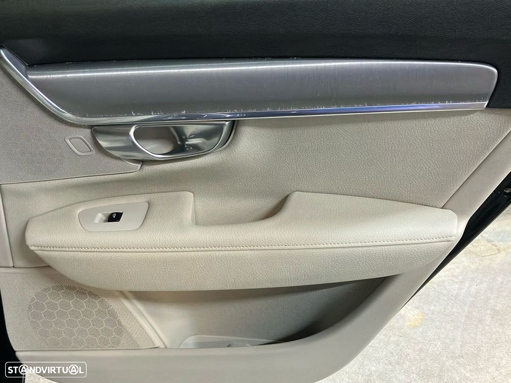 Volvo V90 2.0 D4 Momentum Plus Geartronic - 23