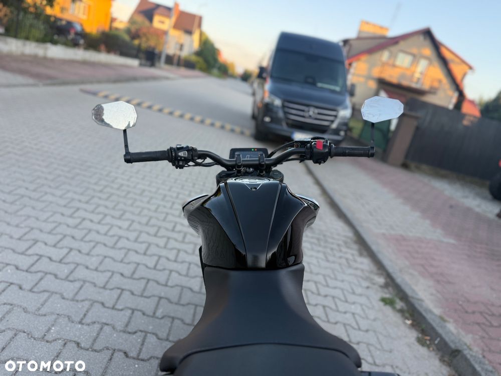 Honda CB - 18