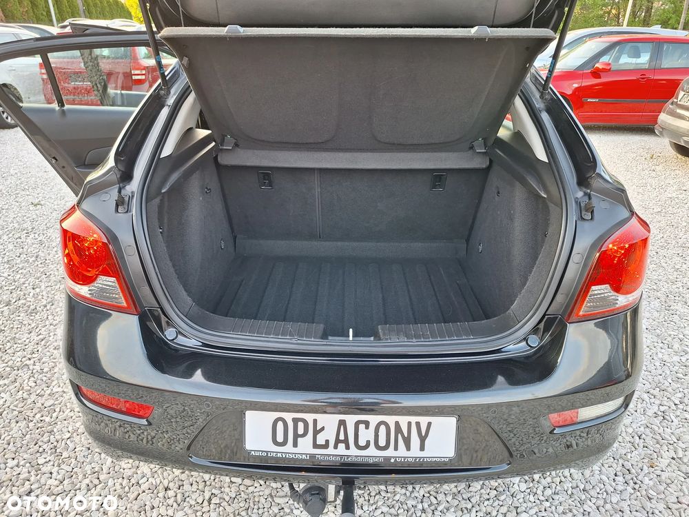 Chevrolet Cruze - 23