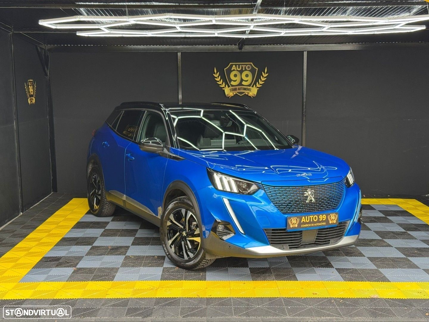 Peugeot e-2008 50 kWh GT Line - 1