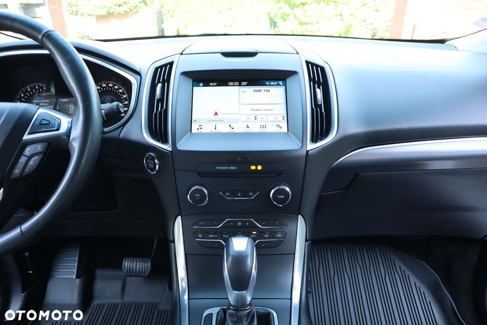 Ford Edge 2.0 TDCi Bi-Turbo 4x4 Titanium - 18