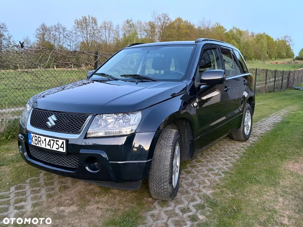 Suzuki Grand Vitara 2.0 - 1