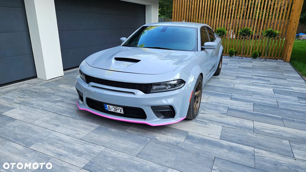 Dodge Charger 6.4 Scat Pack Widebody - 4