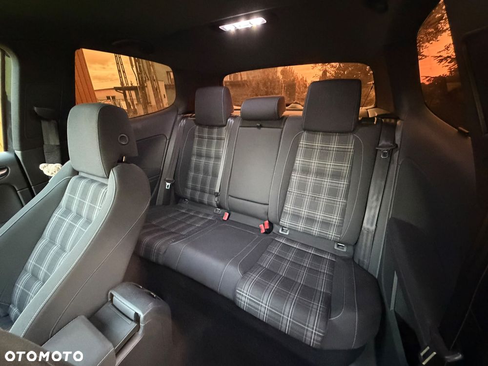 Volkswagen Golf 2.0 TDI GTD - 14