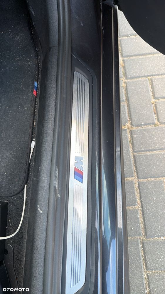 BMW Seria 5 520d Touring M Sport Edition - 19