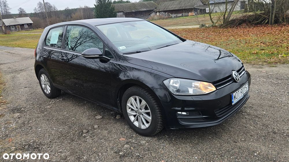Volkswagen Golf 1.6 TDI DPF BlueMotion - 1