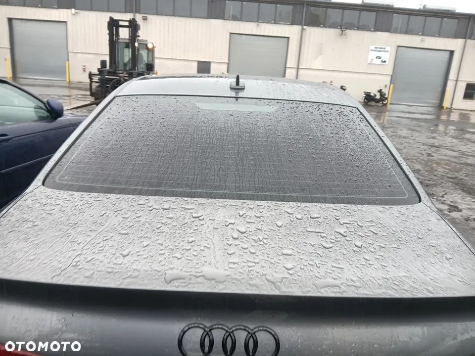 Audi A4 Limousine - 32