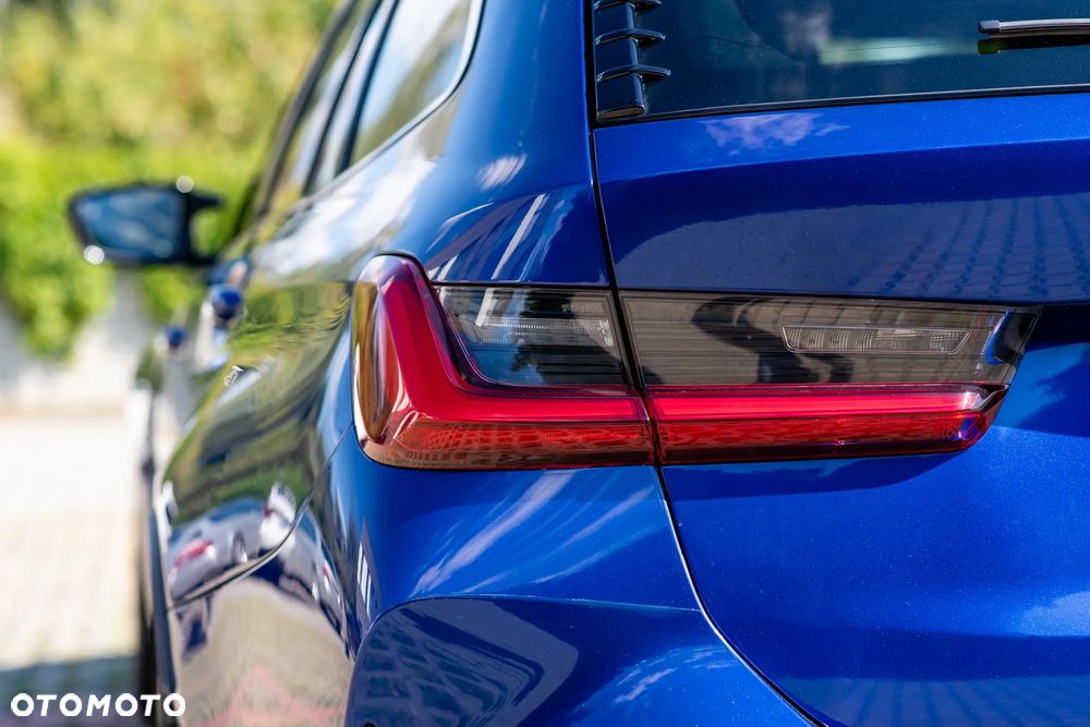 BMW M3 Competition xDrive sport - 8