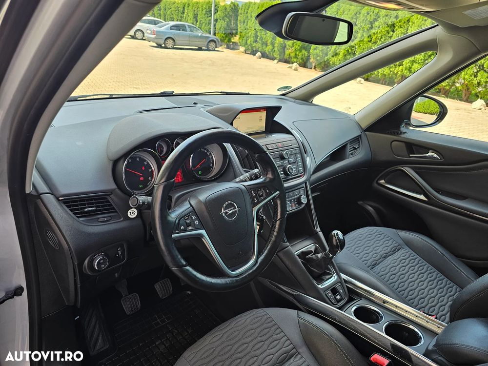Opel Zafira Tourer 2.0 CDTI ECOFLEX Start/Stop Innovation - 21