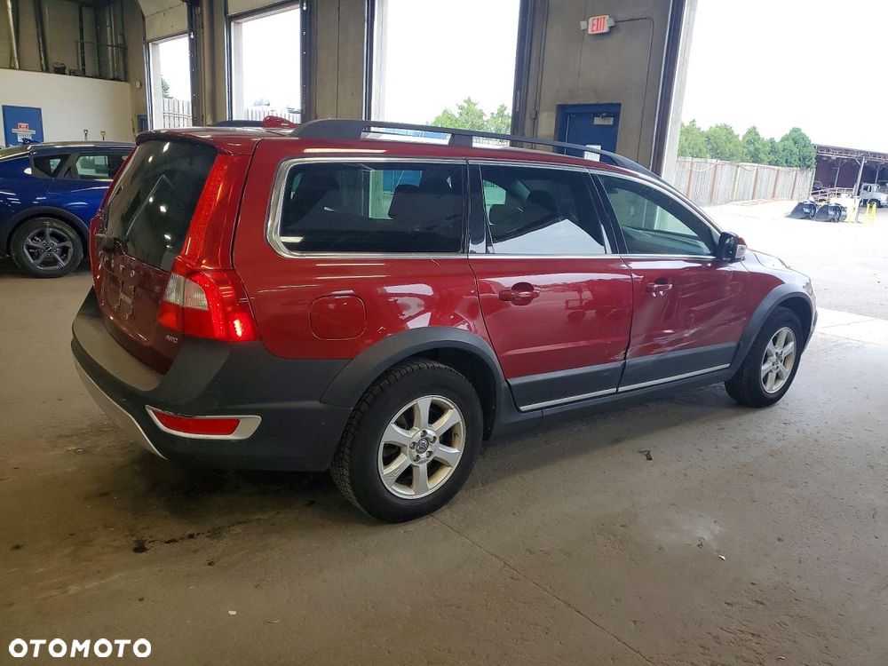 Volvo XC 70 - 4