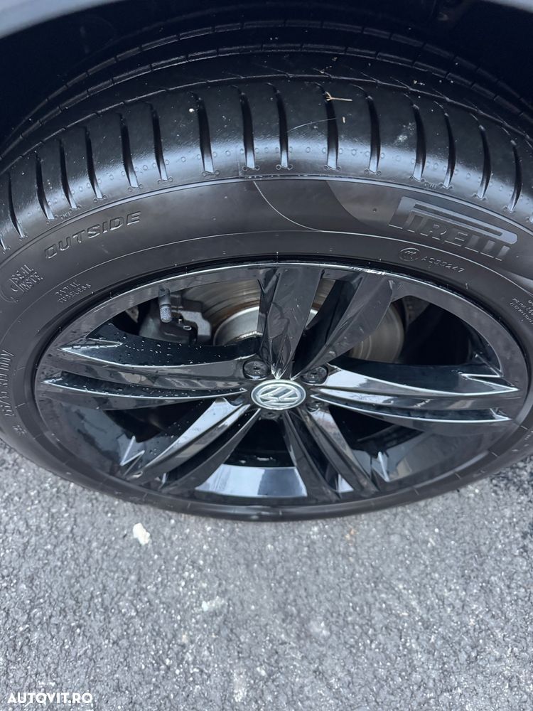 Volkswagen Tiguan 2.0 TDI SCR 4MOTION DSG R-Line - 17