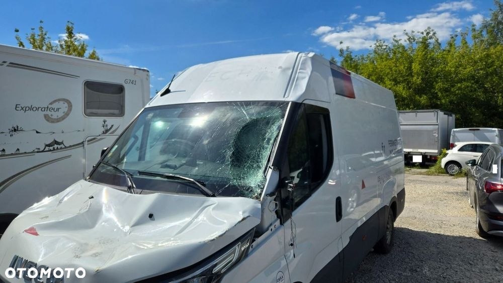Iveco 35S16 - 12