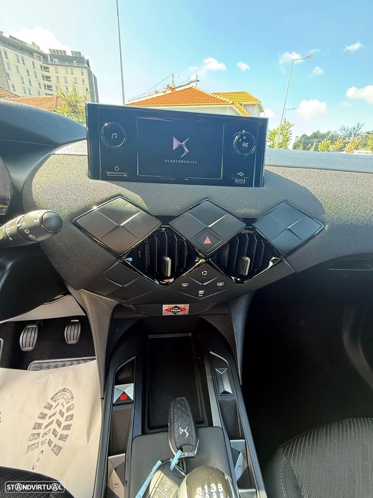 DS DS3 Crossback PureTech 100 CHIC - 18