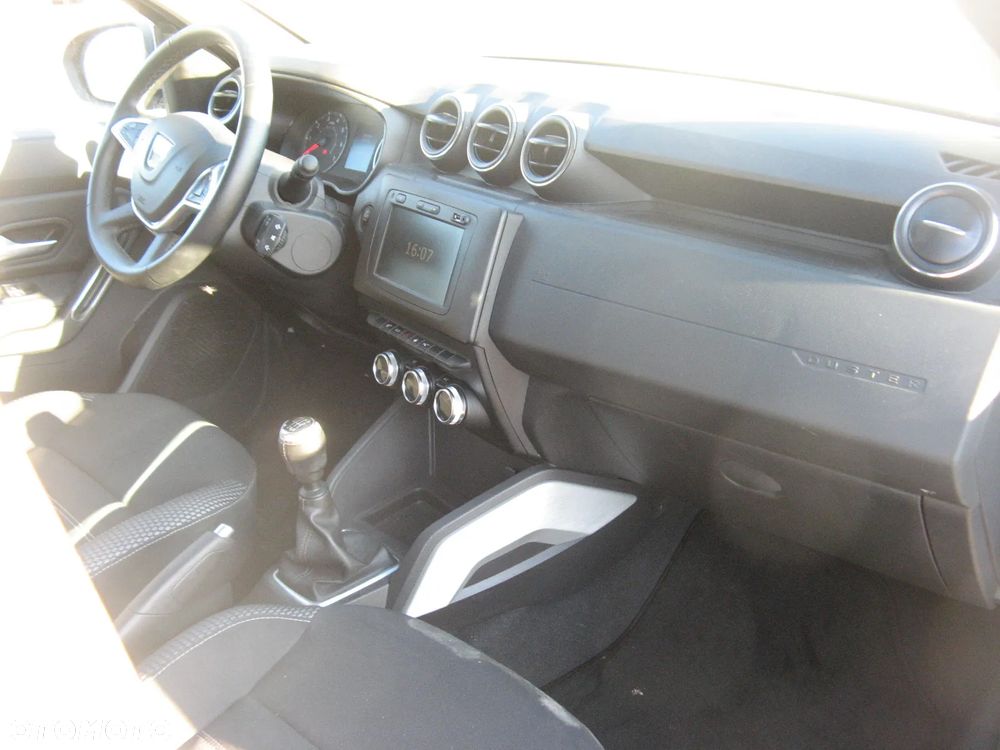 Dacia Duster 1.5 Blue dCi Prestige - 10