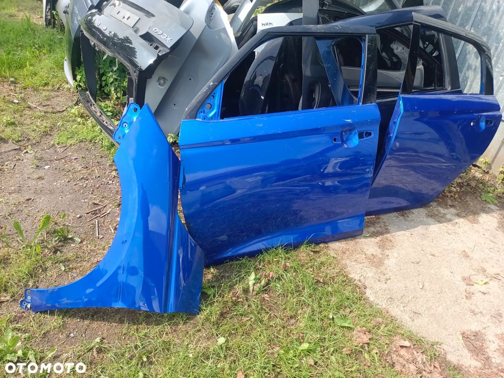 Drzwi lewe tylne tył Suzuki Swift mk9 - 3