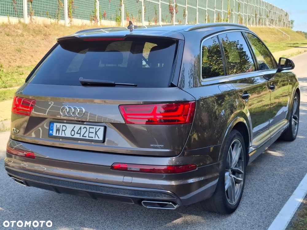 Audi Q7 - 8