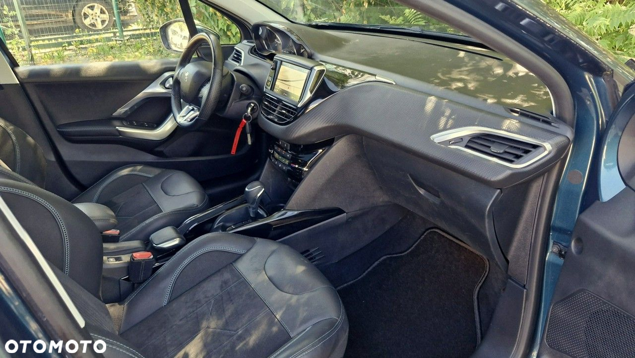 Peugeot 2008 1.2 Pure Tech Crossway S&S EAT6 - 11