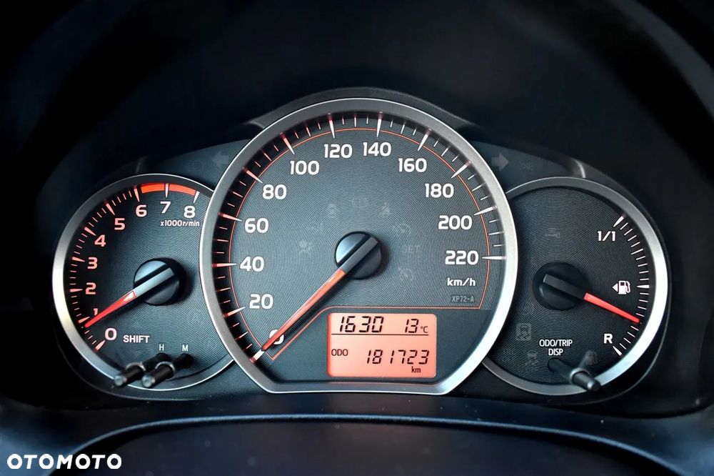 Toyota Yaris 1.33 Business Edition - 35