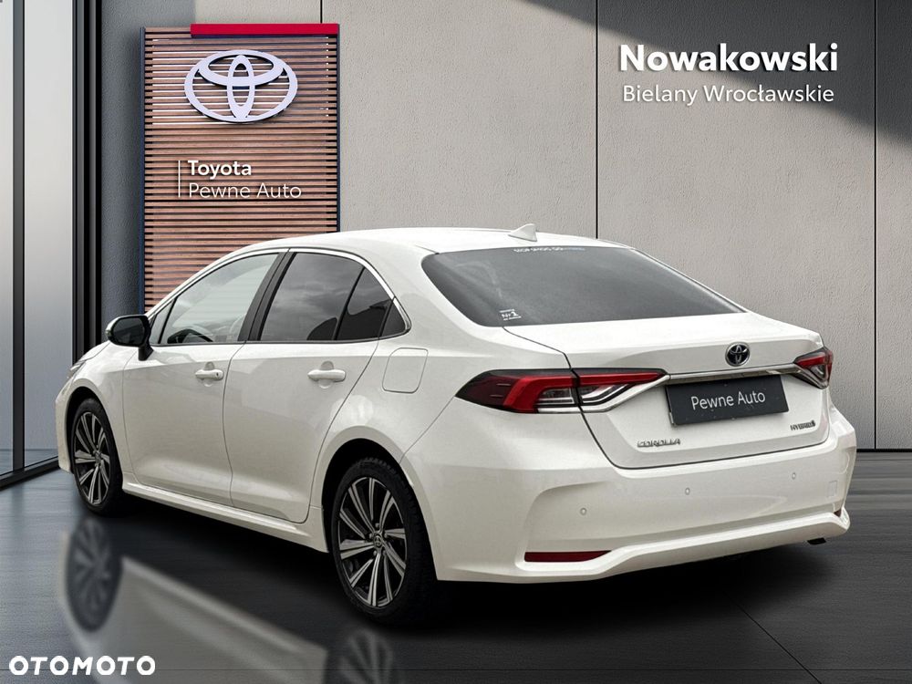 Toyota Corolla 1.8 Hybrid Comfort - 4
