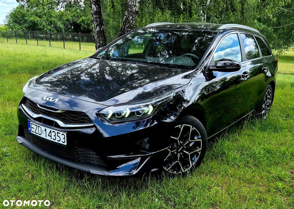 Kia Ceed - 25
