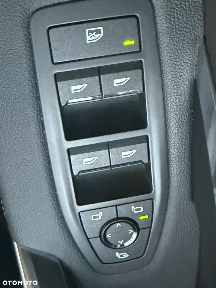 BMW X1 - 16