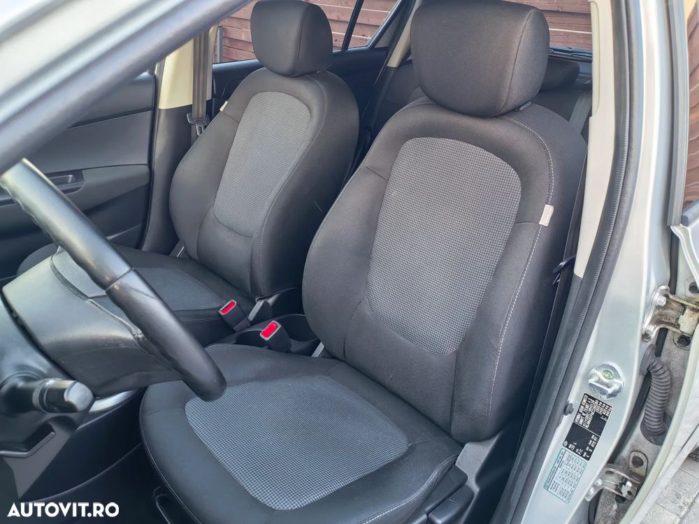 Hyundai i20 1.1 CRDi Comfort+ - 9