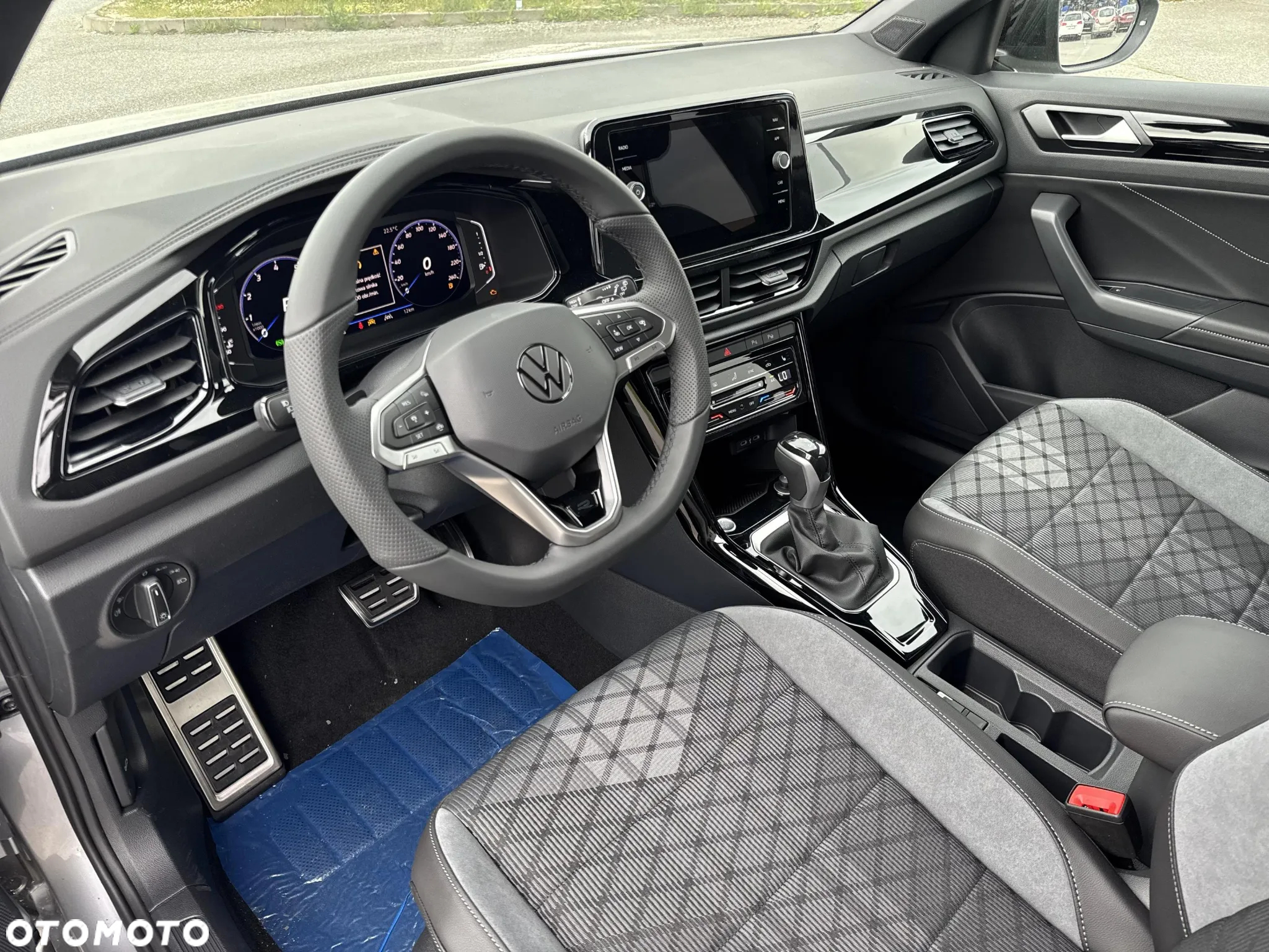Volkswagen T-Roc 1.5 TSI R-Line Plus DSG - 10