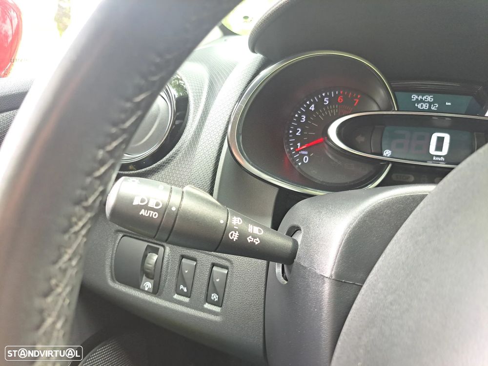 Renault Clio ENERGY TCe 120 INTENS - 19