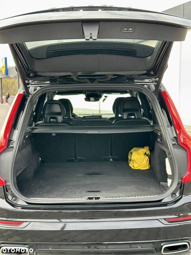 Volvo XC 90 D5 AWD Geartronic RDesign - 11