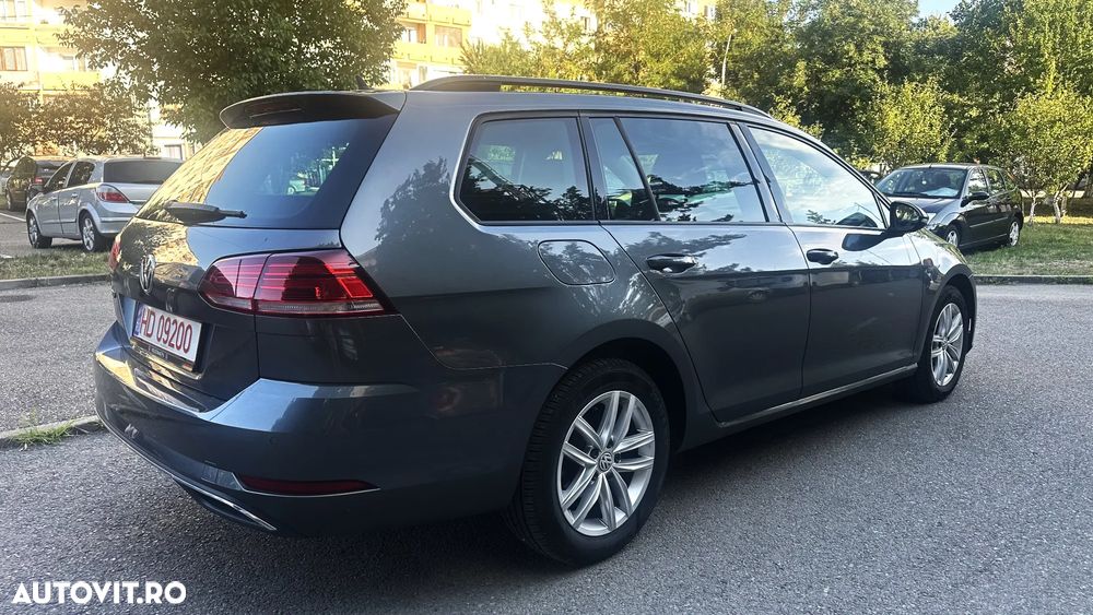 Volkswagen Golf 1.6 TDI (BlueMotion Technology) Trendline - 23