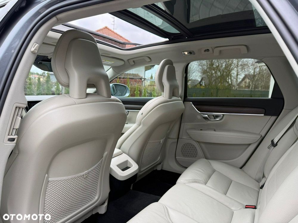 Volvo V90 Cross Country T5 AWD Pro - 6