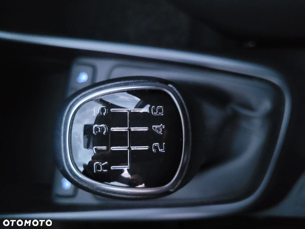 Hyundai i20 1.0 T-GDI 48V-Hybrid Connect & Go - 11