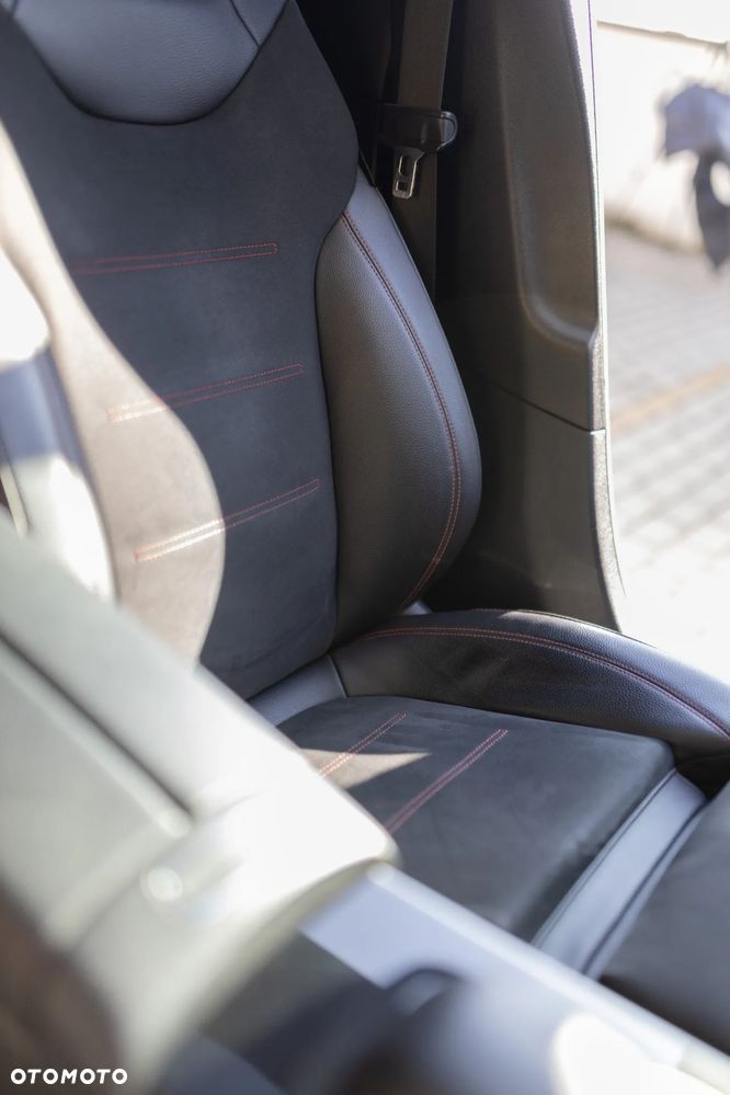 Mercedes-Benz Klasa A 250 4-Matic AMG Line 7G-DCT - 23