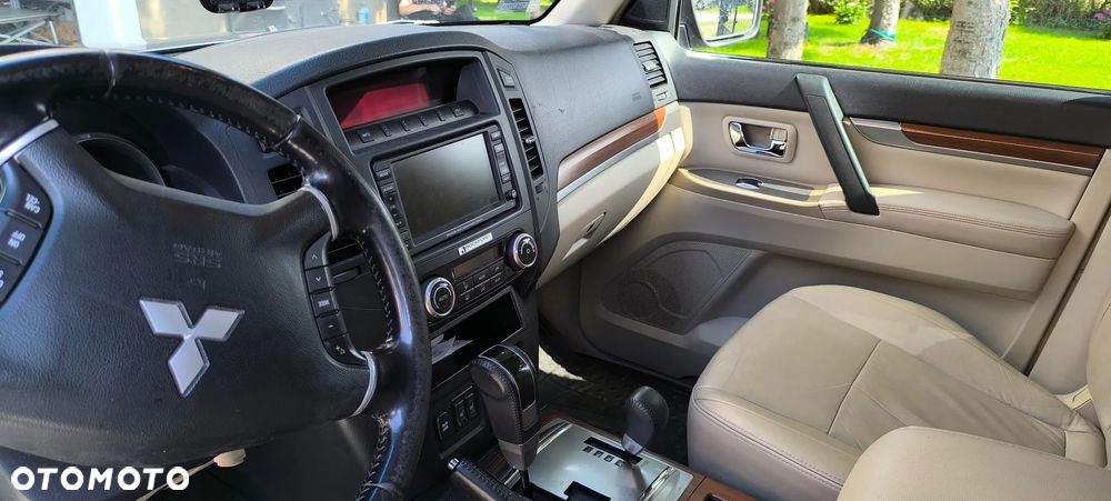 Mitsubishi Pajero 3.2 DID Intense - 7