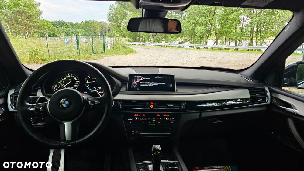 BMW X5 xDrive40d - 12