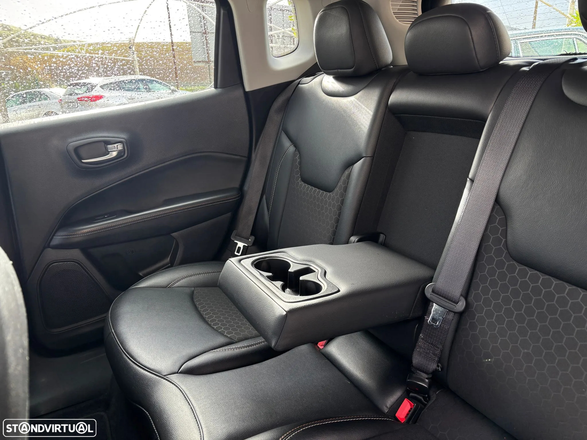 Jeep Compass 1.6 M-Jet Longitude - 28