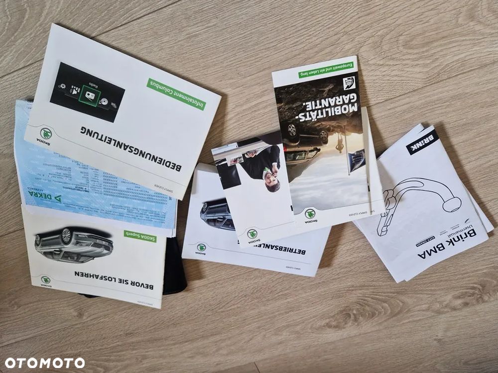 Skoda Superb Combi 2.0 TDI DSG SportLine - 40